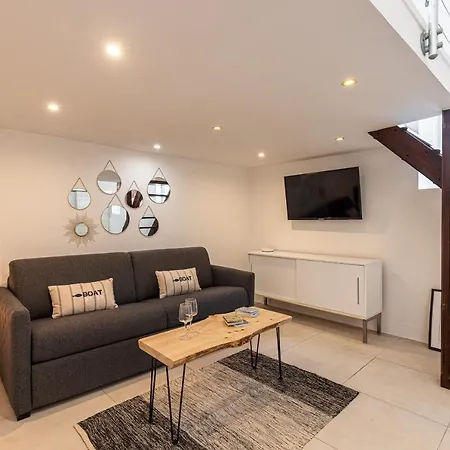 Apartment Superbe En Plein Centre Du Vieil *