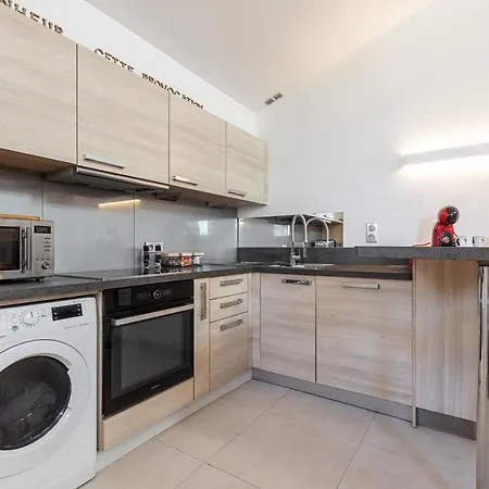 Apartment Superbe En Plein Centre Du Vieil Antibes